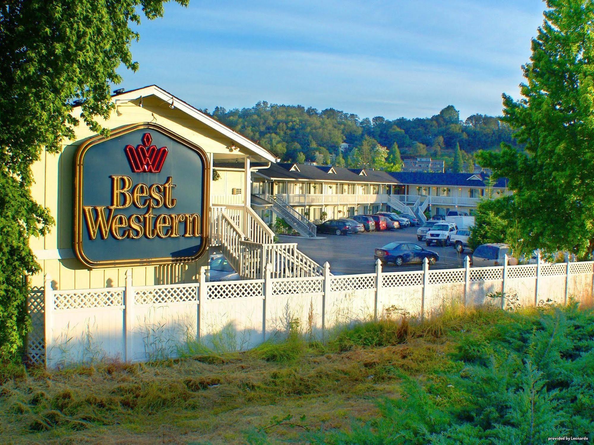Best Western Garden Villa Inn Roseburg Ngoại thất bức ảnh